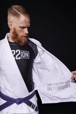 Fuji Mission 22 White Gi -Sports-Boxing & Martial Arts mission 22 white gi 32